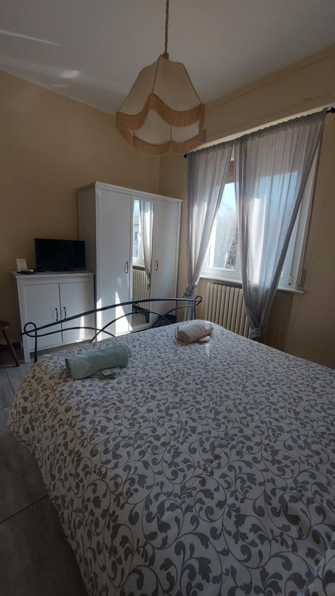 Locanda La Tana Del Luppolo Valmadrera Buitenkant foto